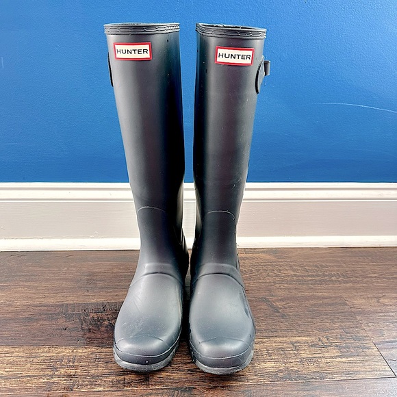 Hunter Shoes - Hunter Original Tall Rainboot (Women,) 9M, Navy Matte